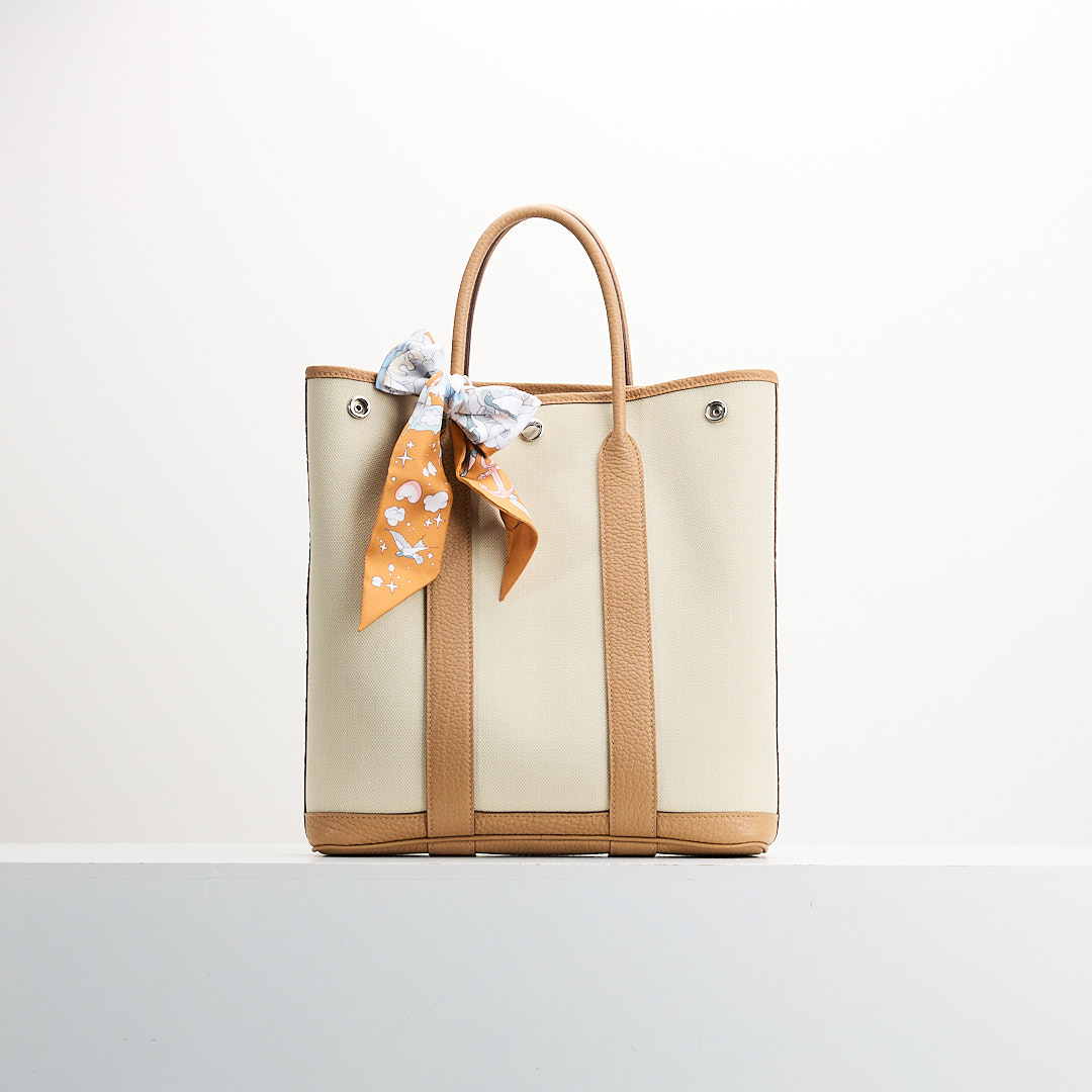 Hermès garden file 28小號竪版花園包/芝麻色拼冰川白 