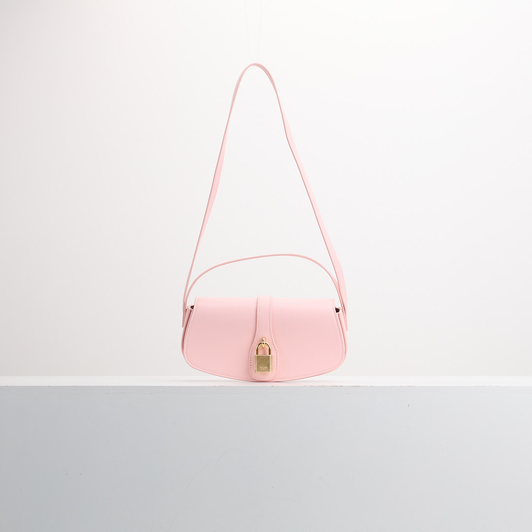二手Celine tabou鎖頭腋下包/淡粉色