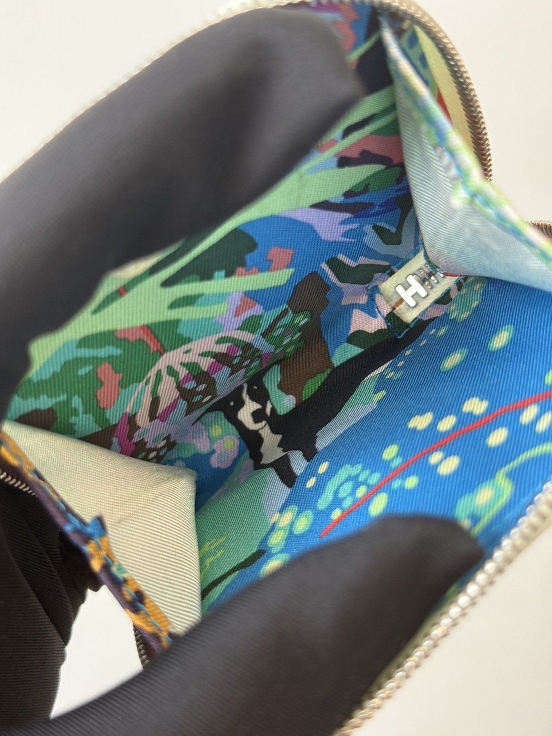 二手Hermès 絲巾零錢包/氣泡綠 自由之城:圖片 5