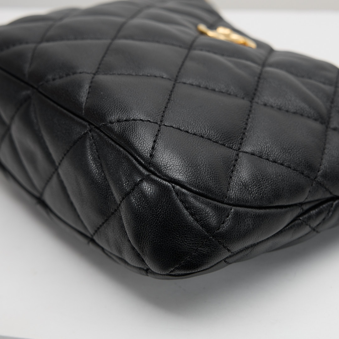 二手 Chanel 22k hobo 腋下包/黑色復古金:圖片 10