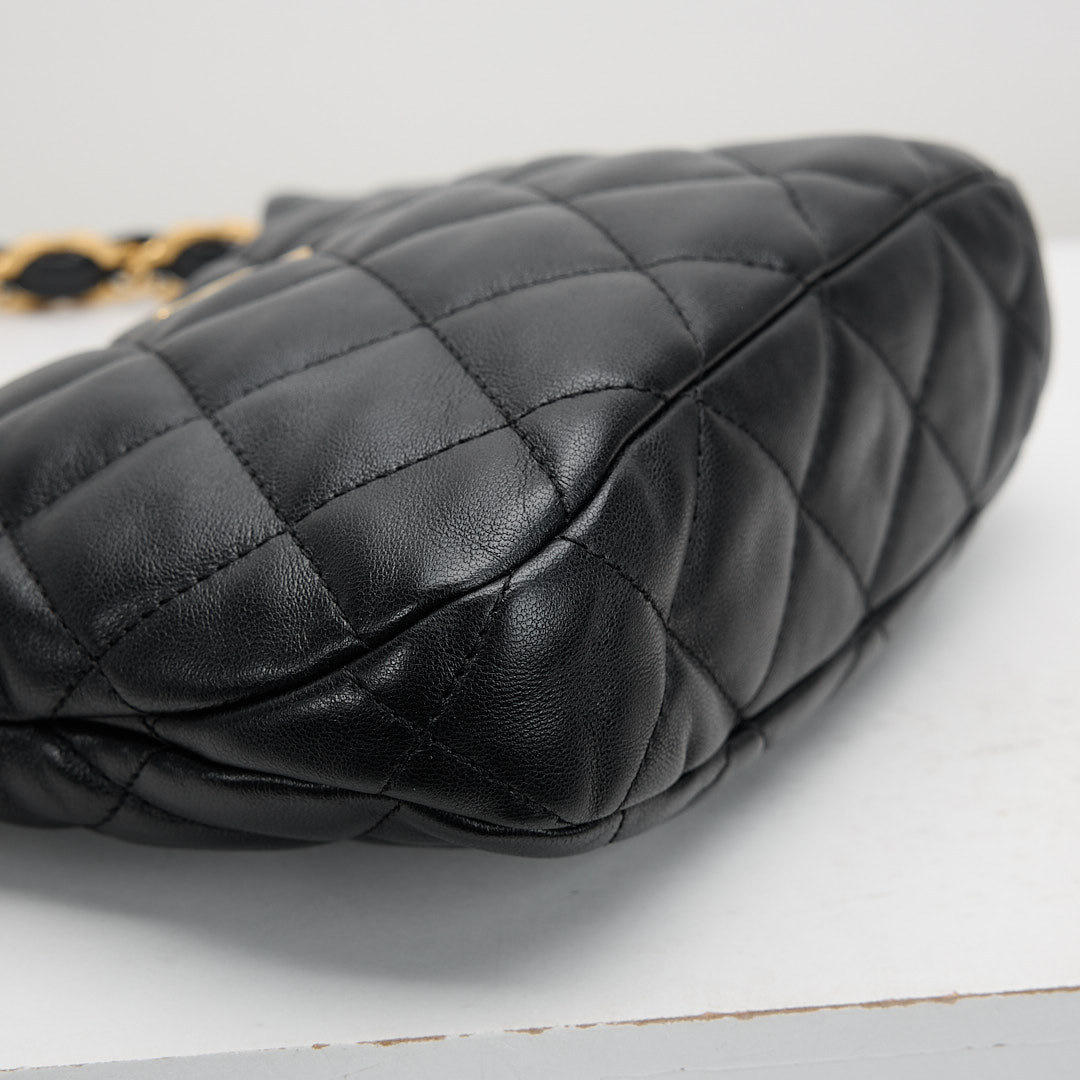 二手 Chanel 22k hobo 腋下包/黑色復古金:圖片 6