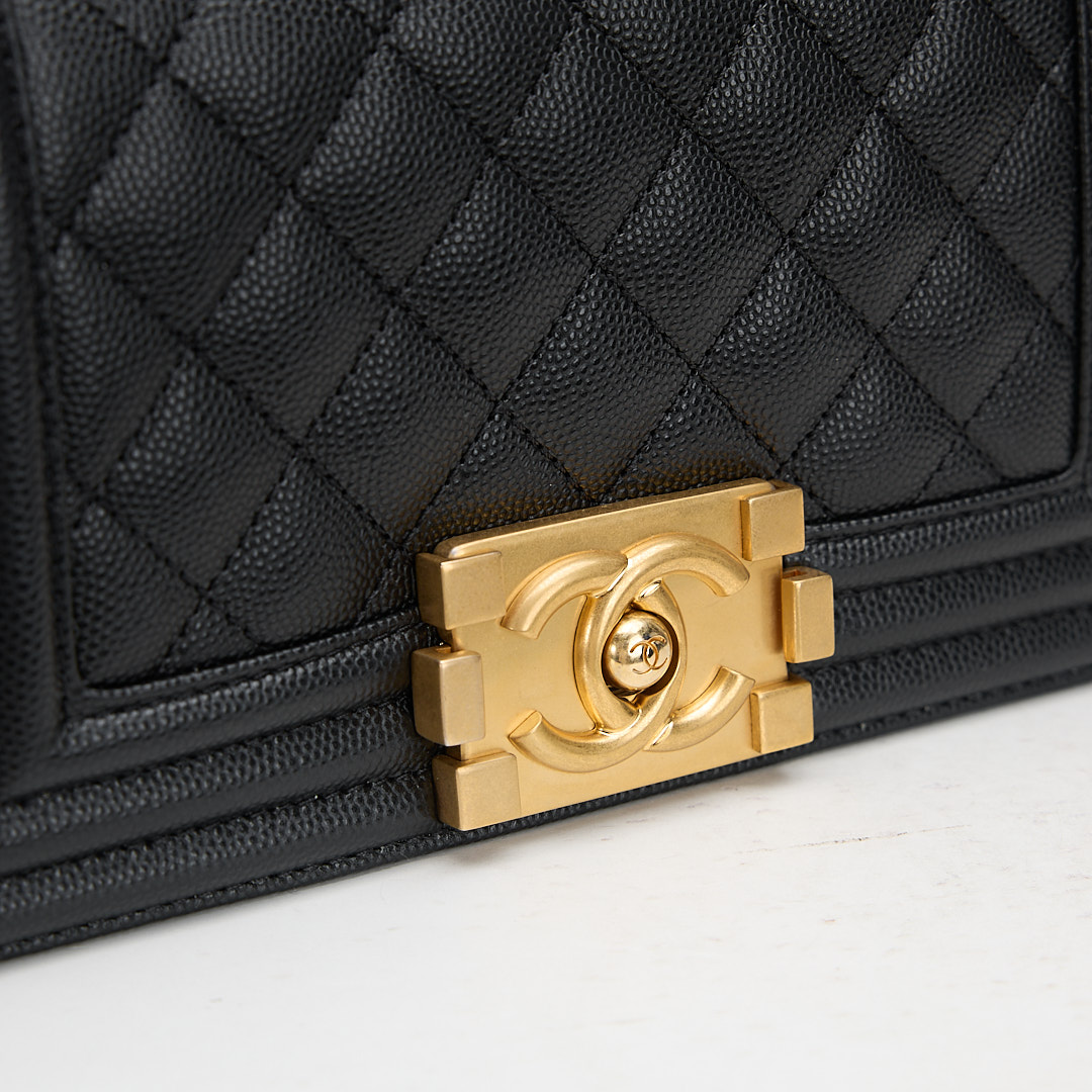 二手 Chanel Boy20黑金牛:圖片 5