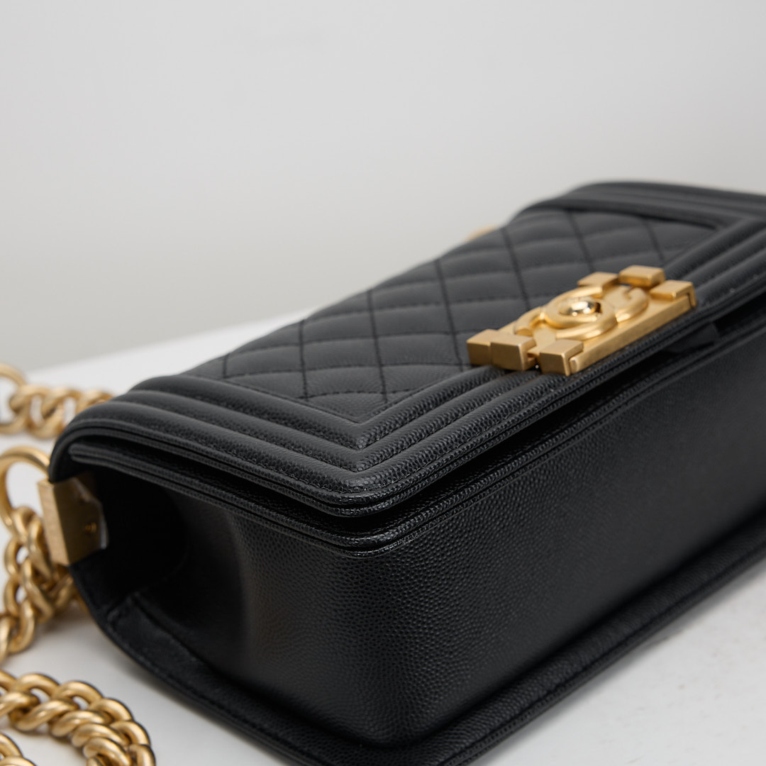 二手 Chanel Boy20黑金牛:圖片 7