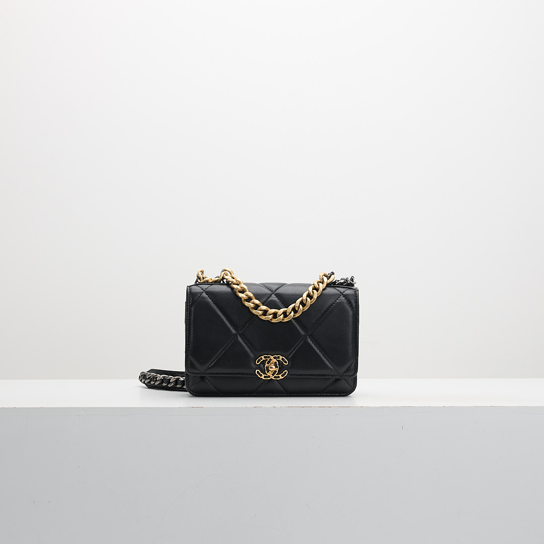 二手 Chanel 新款旋轉扣 19 woc黑/芯片款