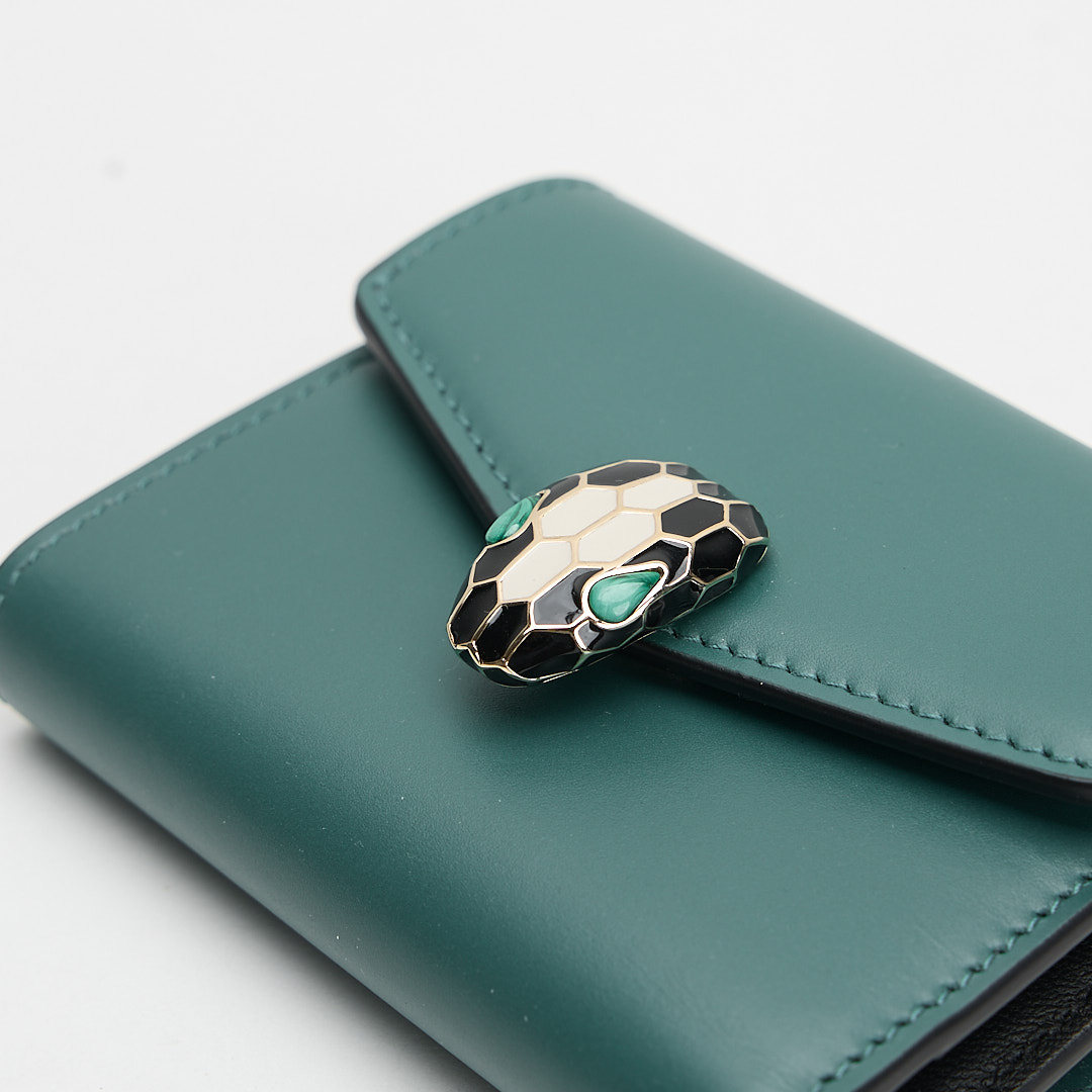 BVLGARI Serpenti Forever 蛇頭三折短夾 祖母綠:圖片 4