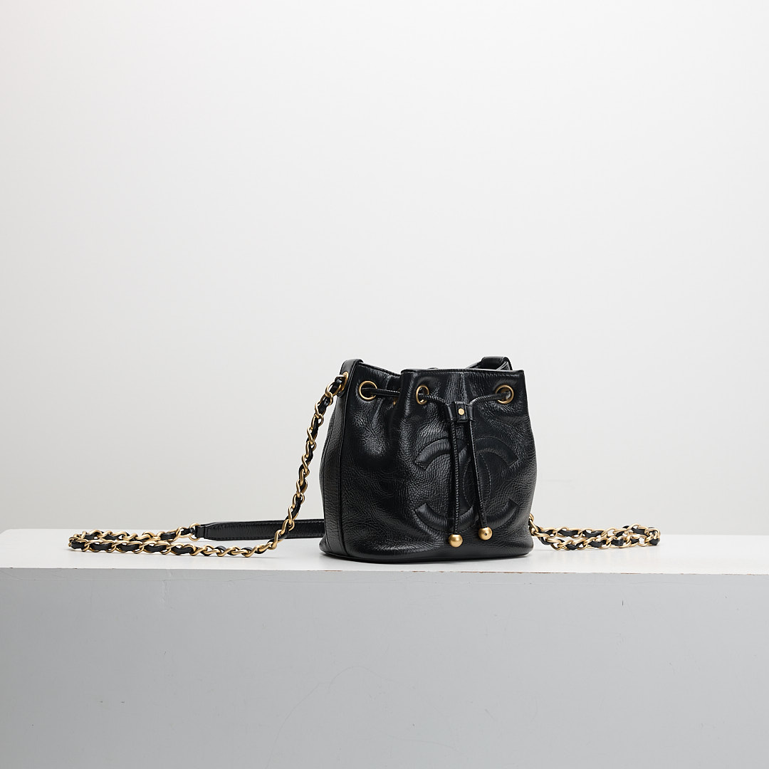 二手Chanel 油蠟牛皮抽繩水桶鍊包/黑金:圖片 2