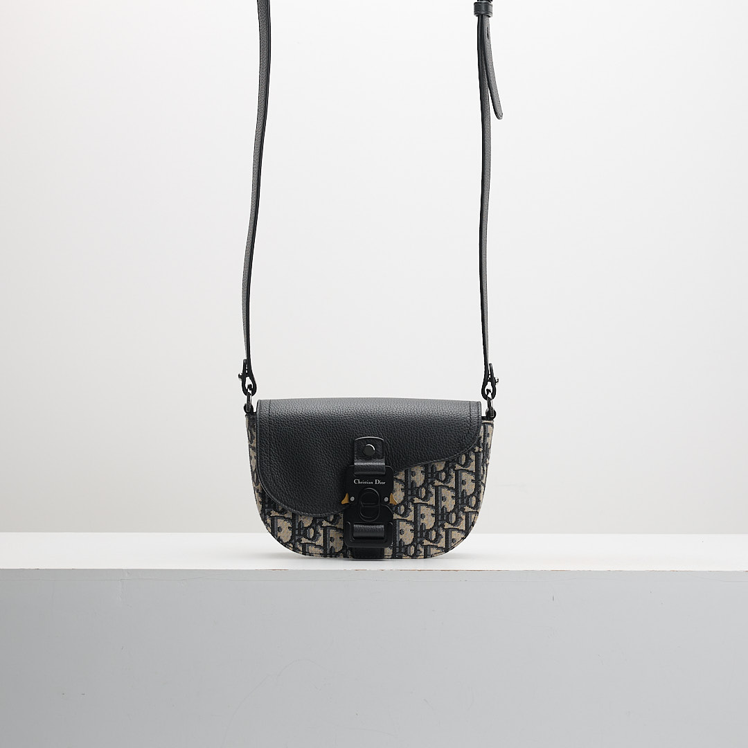 二手 DIOR Saddle mini 馬鞍郵差包