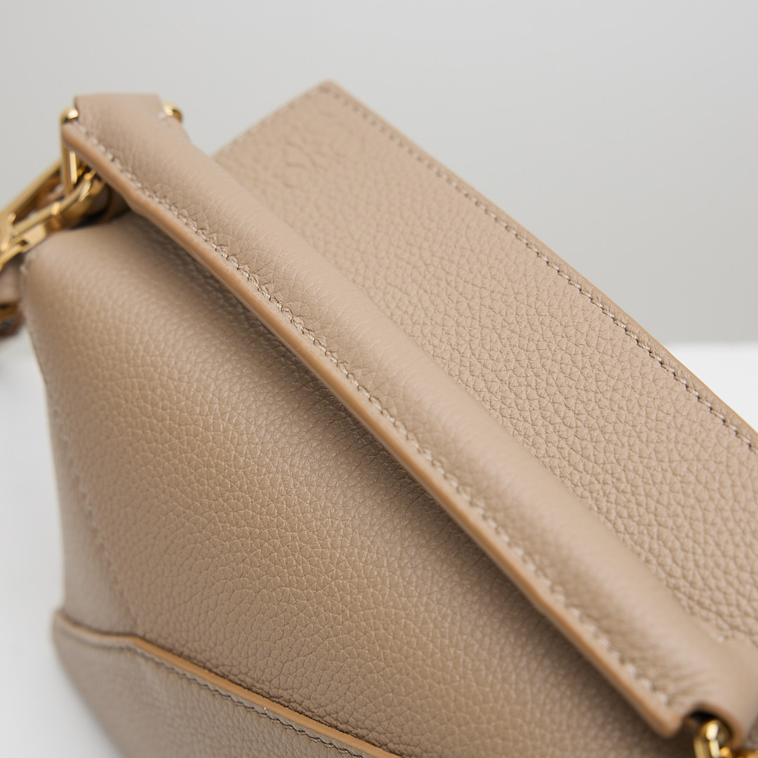 二手 Loewe puzzle mini edge 新款沙色:圖片 6